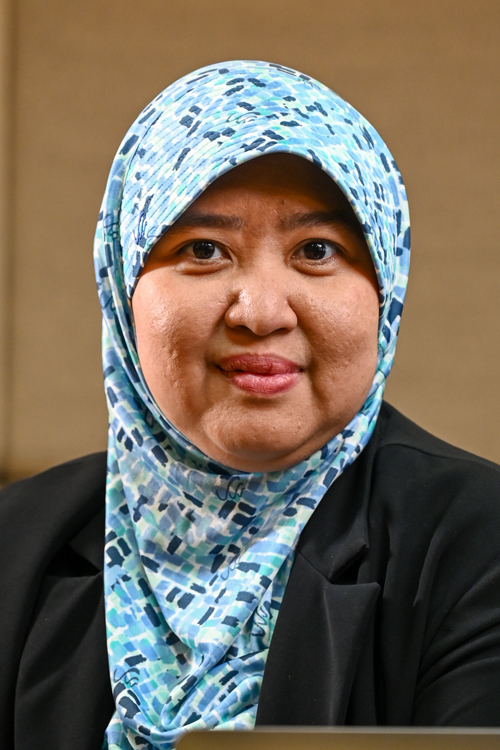 Indria Wahyuni
