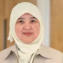 Dr Indria Wahyuni 
