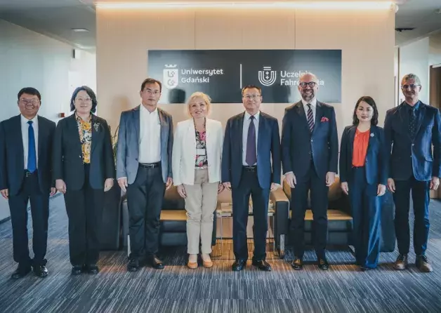Visit of the delegation from Dezhou University (China)